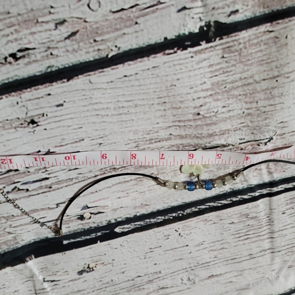 Flower beaded necklace - Picture 3 of 3